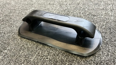 Ручка для лодки ПВХ 205х95 кнехт с отверстиями | RiverMart.ru
