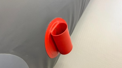 Держатель спиннинга из ПВХ (Красный) купить по выгодной цене 350 руб. в магазине RiverMart.ru